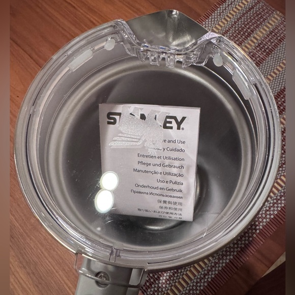 Stanley 64oz Stainless Steel Pitcher Frost Glass - Picture 5 of 6